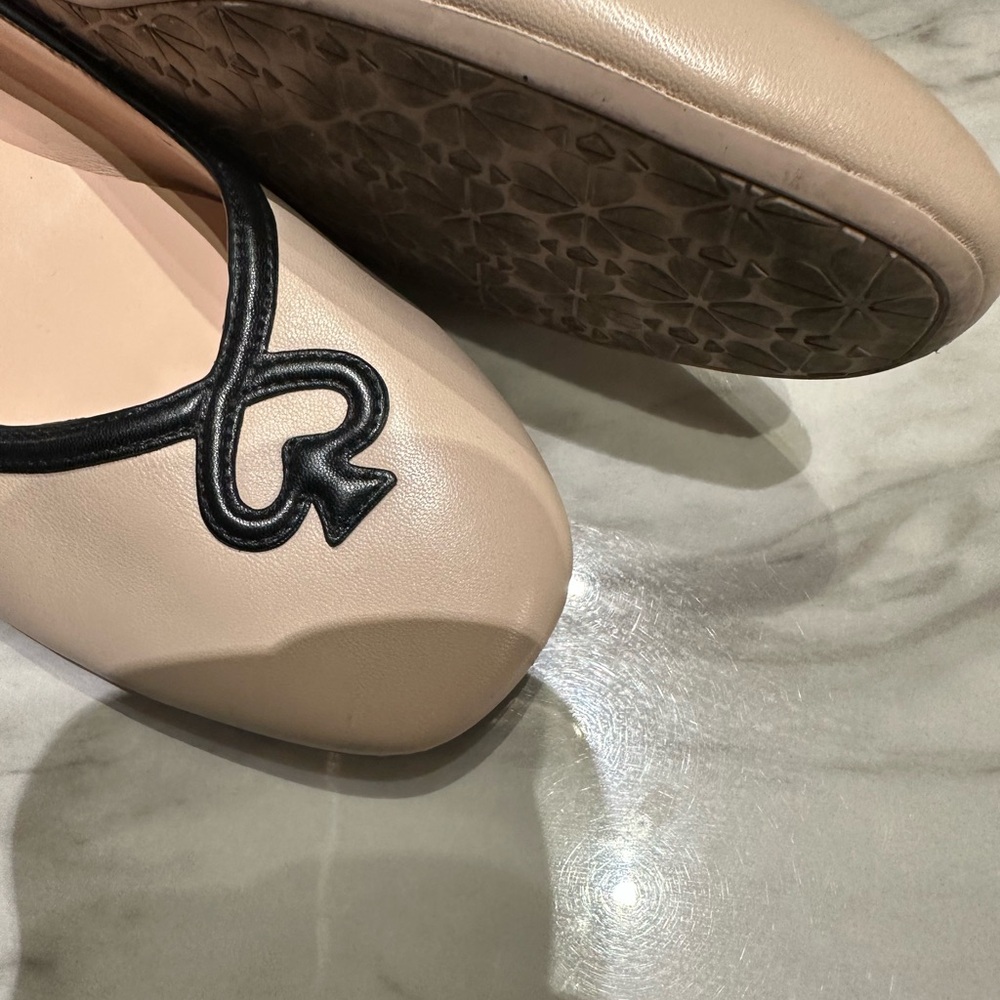 Kate Spade Cream and Black Loafers - Picture 8 of 8